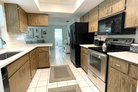 Casa en alquiler en Sarasota, Florida, 4 dormitorios, 165.46 m2 № 1108601 - foto 2