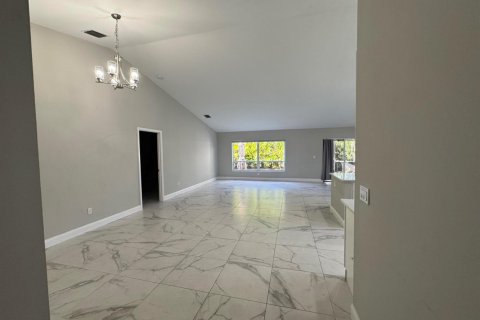Villa ou maison à vendre à Boca Raton, Floride: 3 chambres, 184.32 m2 № 2250762 - photo 13