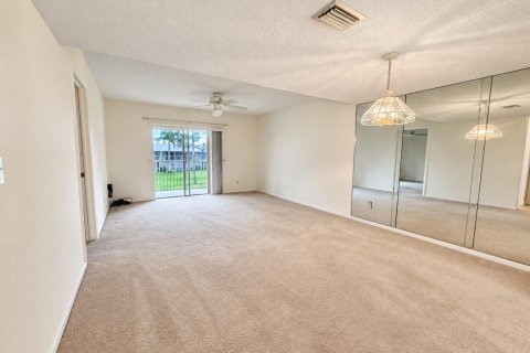 Condo in Jupiter, Florida, 2 bedrooms № 2401245 - photo 6