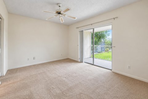 Condo in Jupiter, Florida, 2 bedrooms № 2401245 - photo 8