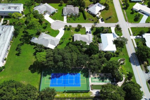 Condo in Jupiter, Florida, 2 bedrooms № 2401245 - photo 24