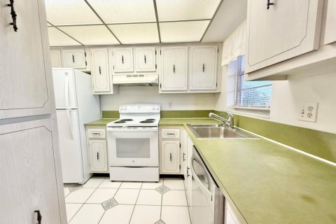 Condo in Jupiter, Florida, 2 bedrooms № 2401245 - photo 16