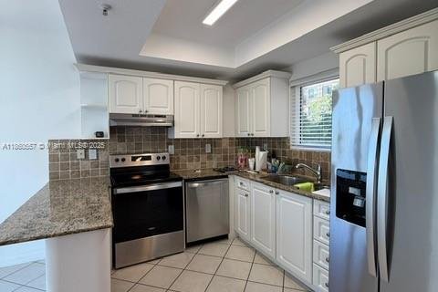 Condo in Miami, Florida, 1 bedroom  № 1889217 - photo 4