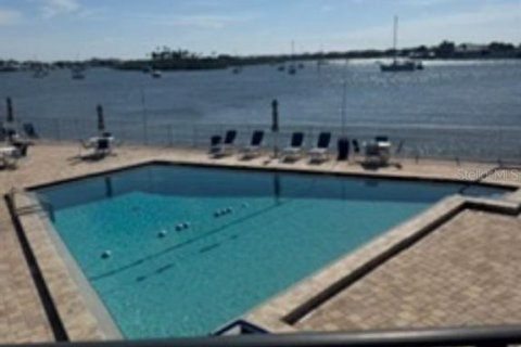 Copropriété à vendre à New Smyrna Beach, Floride: 2 chambres, 92.9 m2 № 2197708 - photo 3