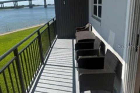Copropriété à vendre à New Smyrna Beach, Floride: 2 chambres, 92.9 m2 № 2197708 - photo 2