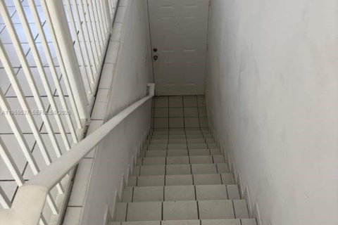 Immobilier commercial à louer à Florida City, Floride: 1 chambre, 197.51 m2 № 2019953 - photo 6