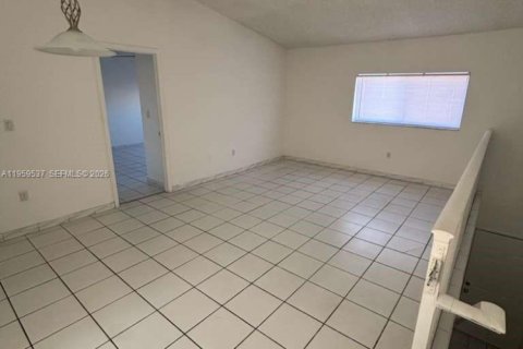 Immobilier commercial à louer à Florida City, Floride: 1 chambre, 197.51 m2 № 2019953 - photo 12