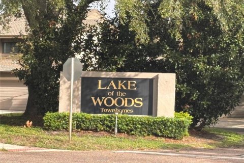 Townhouse in Fern Park, Florida 3 bedrooms, 143.16 sq.m. № 2383742 - photo 24