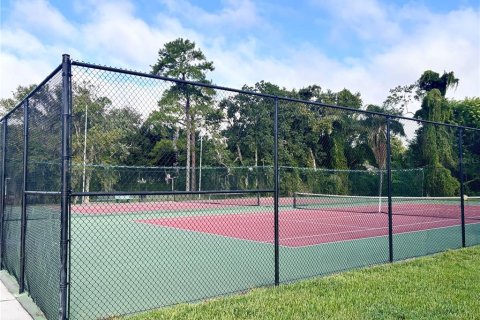 Townhouse in Fern Park, Florida 3 bedrooms, 143.16 sq.m. № 2383742 - photo 28