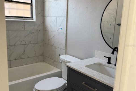 Townhouse in Fern Park, Florida 3 bedrooms, 143.16 sq.m. № 2383742 - photo 16