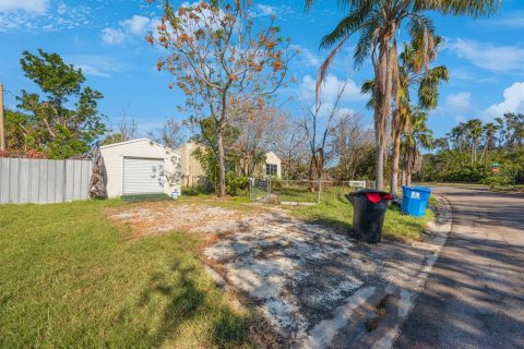 Terreno en venta en Saint Petersburg, Florida № 1555222 - foto 11