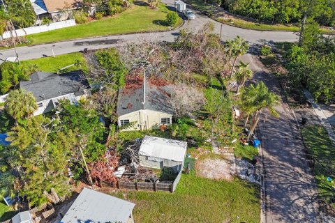 Terreno en venta en Saint Petersburg, Florida № 1555222 - foto 1