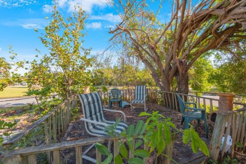 Terreno en venta en Saint Petersburg, Florida № 1555222 - foto 18