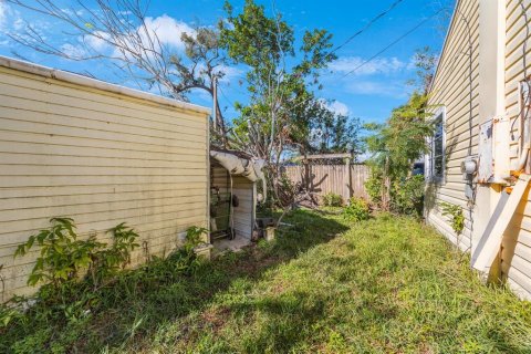 Terreno en venta en Saint Petersburg, Florida № 1555222 - foto 20