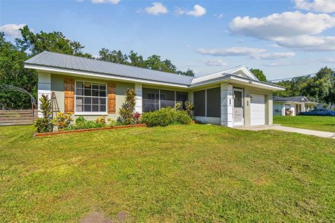 House in San Antonio, Florida 3 bedrooms, 106.09 sq.m. № 1884459 - photo 2