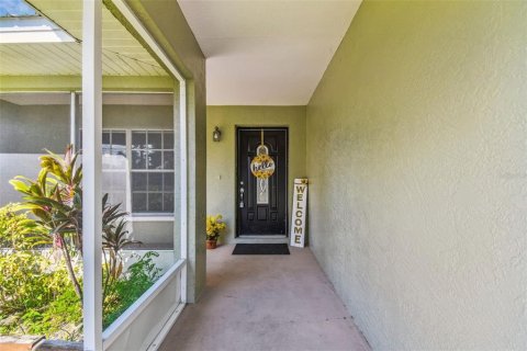 House in San Antonio, Florida 3 bedrooms, 106.09 sq.m. № 1884459 - photo 7