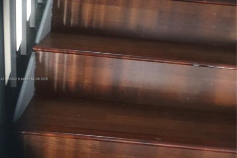 Снять в аренду таунхаус в Дейви, Флорида 3 спальни, 175.03м2, № 1945593 - фото 18