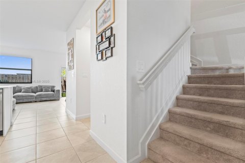 Adosado en venta en Homestead, Florida, 4 dormitorios, 169.08 m2 № 1656089 - foto 17