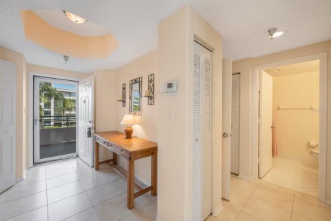 Condominio en venta en Saint Pete Beach, Florida, 2 dormitorios, 117.52 m2 № 1251945 - foto 7