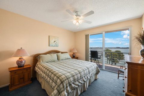 Condominio en venta en Saint Pete Beach, Florida, 2 dormitorios, 117.52 m2 № 1251945 - foto 24