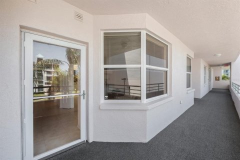 Condominio en venta en Saint Pete Beach, Florida, 2 dormitorios, 117.52 m2 № 1251945 - foto 6