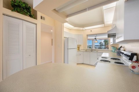 Condominio en venta en Saint Pete Beach, Florida, 2 dormitorios, 117.52 m2 № 1251945 - foto 12