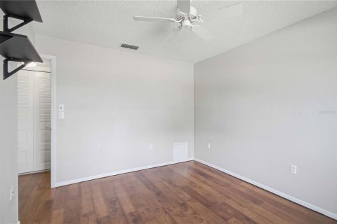 Copropriété à vendre à Bradenton, Floride: 2 chambres, 87.98 m2 № 2147680 - photo 24