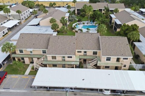 Copropriété à vendre à Bradenton, Floride: 2 chambres, 87.98 m2 № 2147680 - photo 29
