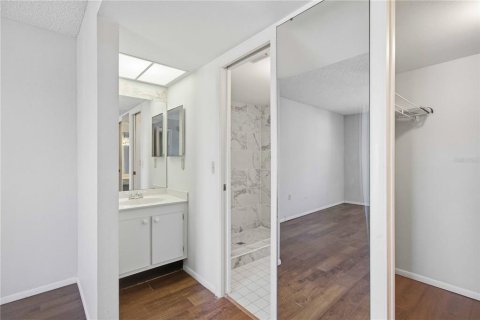 Copropriété à vendre à Bradenton, Floride: 2 chambres, 87.98 m2 № 2147680 - photo 18