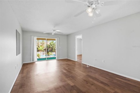 Copropriété à vendre à Bradenton, Floride: 2 chambres, 87.98 m2 № 2147680 - photo 11