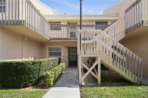 Copropriété à vendre à Bradenton, Floride: 2 chambres, 87.98 m2 № 2147680 - photo 3
