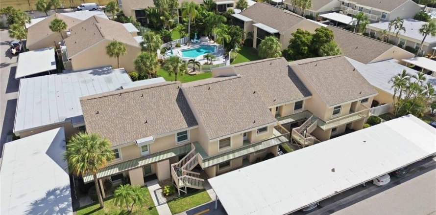 Condo à Bradenton, Floride, 2 chambres  № 2147680