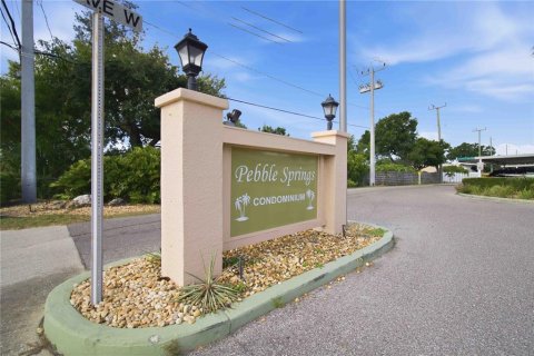 Copropriété à vendre à Bradenton, Floride: 2 chambres, 87.98 m2 № 2147680 - photo 2