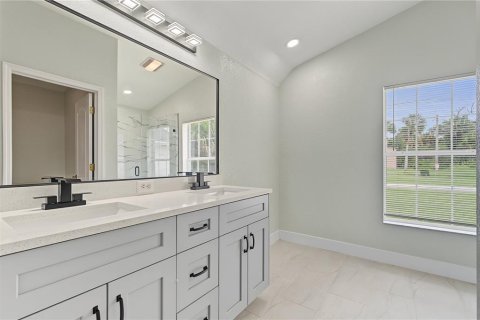 Villa ou maison à vendre à North Port, Floride: 3 chambres, 177.35 m2 № 2408351 - photo 25