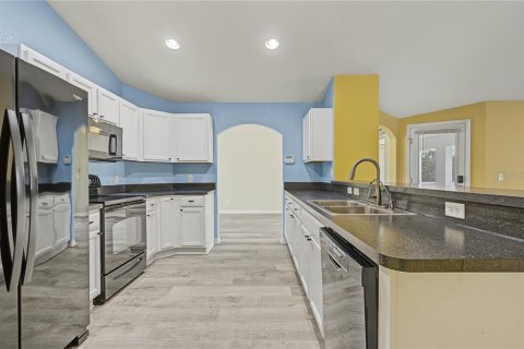 Villa ou maison à vendre à North Port, Floride: 3 chambres, 177.35 m2 № 2408351 - photo 7