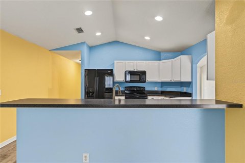 Villa ou maison à vendre à North Port, Floride: 3 chambres, 177.35 m2 № 2408351 - photo 20