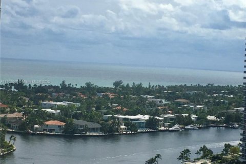 Condominio en alquiler en Aventura, Florida, 3 dormitorios, 173.26 m2 № 1964897 - foto 22