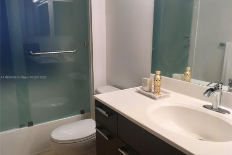 Condominio en alquiler en Aventura, Florida, 3 dormitorios, 173.26 m2 № 1964897 - foto 7