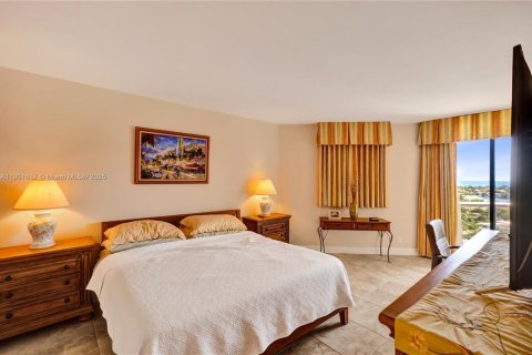 Condo in Aventura, Florida, 2 bedrooms  № 1953198 - photo 28