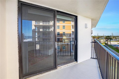 Condo in Ormond Beach, Florida, 2 bedrooms  № 1425197 - photo 20