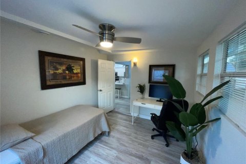 Casa en alquiler en Clearwater, Florida, 2 dormitorios, 111.48 m2 № 569323 - foto 12