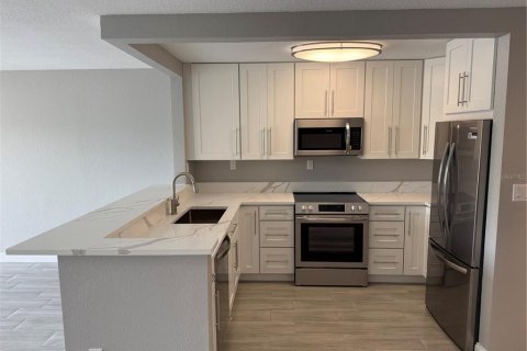 Copropriété à vendre à Tampa, Floride: 1 chambre, 78.6 m2 № 1918946 - photo 6