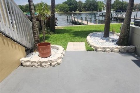 Copropriété à vendre à Tampa, Floride: 1 chambre, 78.6 m2 № 1918946 - photo 8