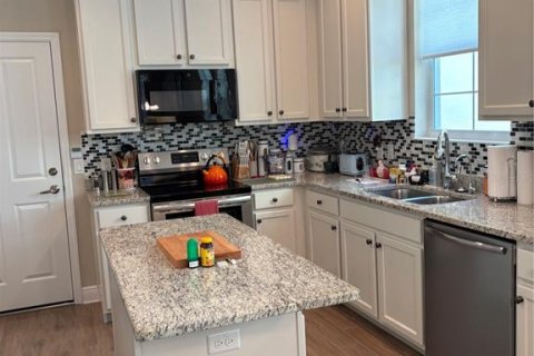 House in Oldsmar, Florida 3 bedrooms, 129.32 sq.m. № 2235305 - photo 11