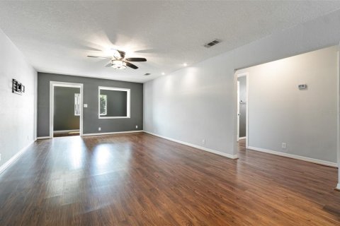 Casa en venta en Tavares, Florida, 3 dormitorios, 191.01 m2 № 1877150 - foto 6