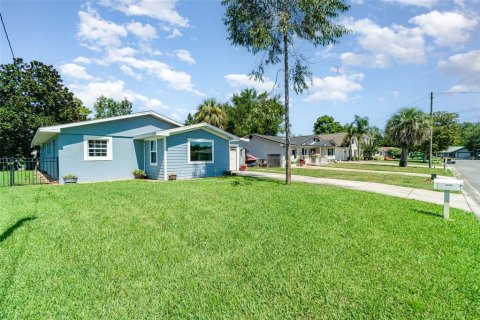 Casa en venta en Tavares, Florida, 3 dormitorios, 191.01 m2 № 1877150 - foto 3