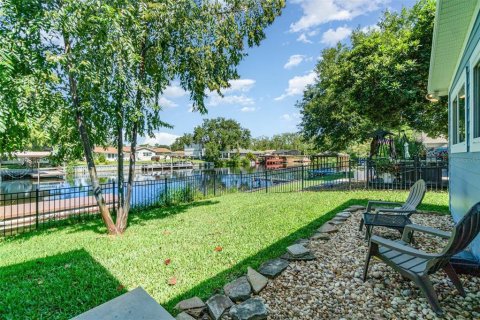 Casa en venta en Tavares, Florida, 3 dormitorios, 191.01 m2 № 1877150 - foto 26