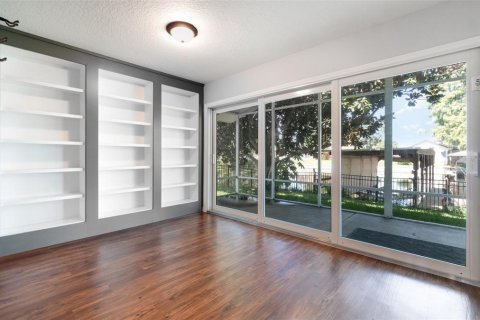 Casa en venta en Tavares, Florida, 3 dormitorios, 191.01 m2 № 1877150 - foto 14