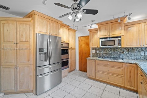 Villa ou maison à vendre à Fort Lauderdale, Floride: 3 chambres, 146.79 m2 № 1878794 - photo 11