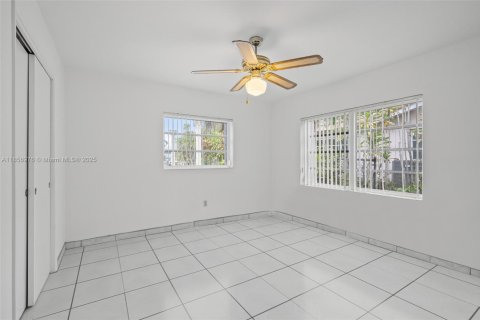 Villa ou maison à vendre à Fort Lauderdale, Floride: 3 chambres, 146.79 m2 № 1878794 - photo 15